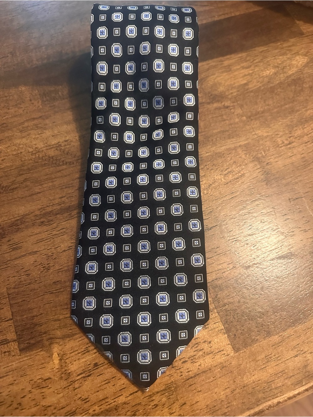Donald J. Trump Signature Gold Crest Collection 100% Silk Tie Black With Blue